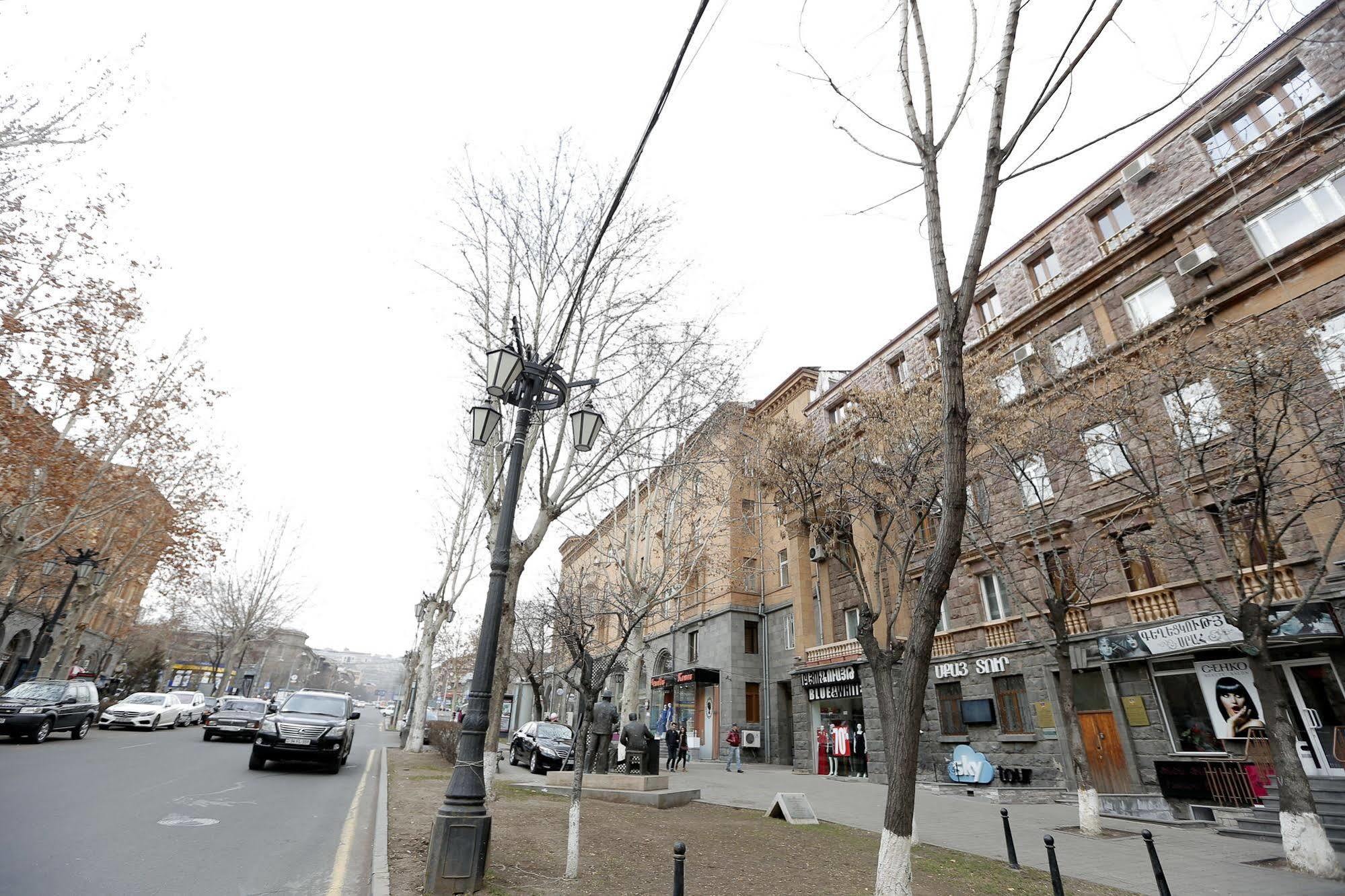 Grammy Apartments City Center Yerevan Exterior photo