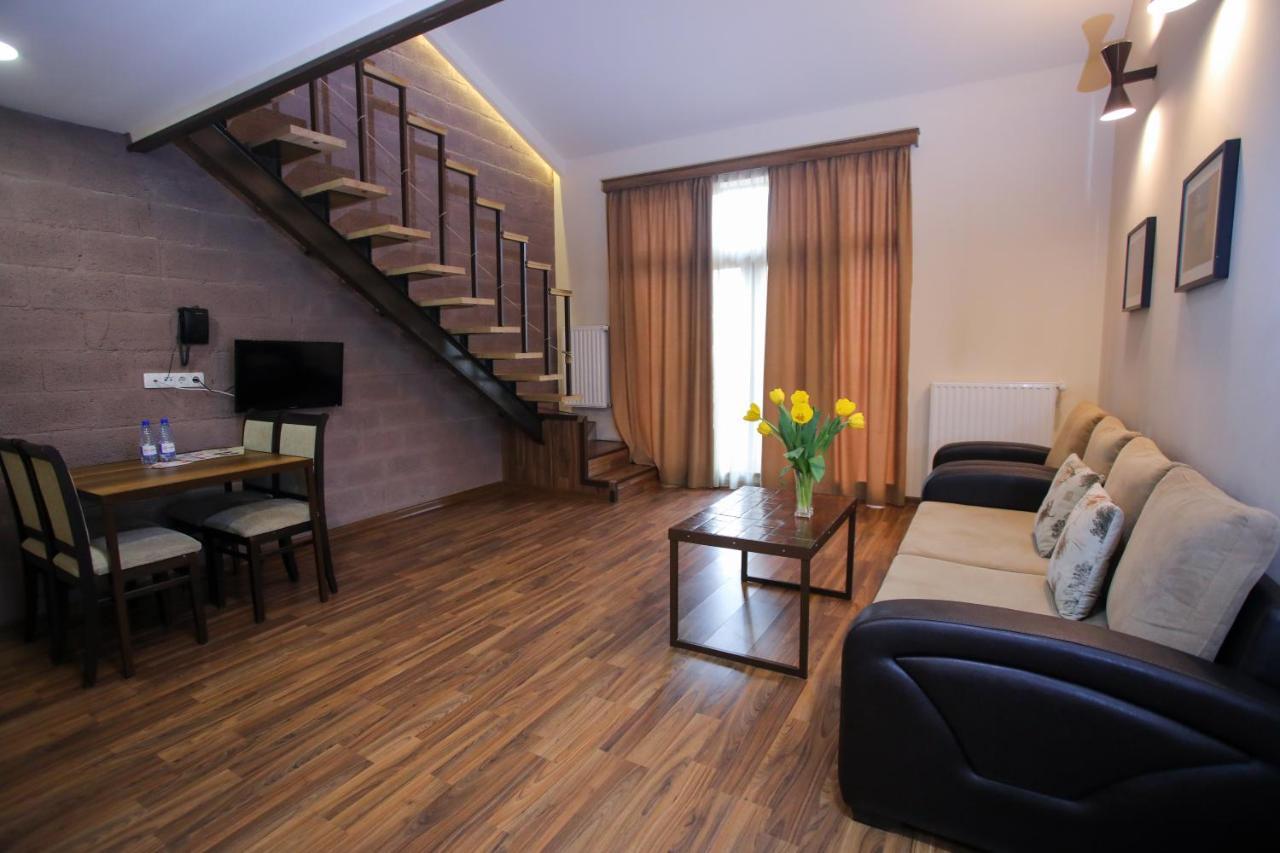 Grammy Apartments City Center Yerevan Exterior photo